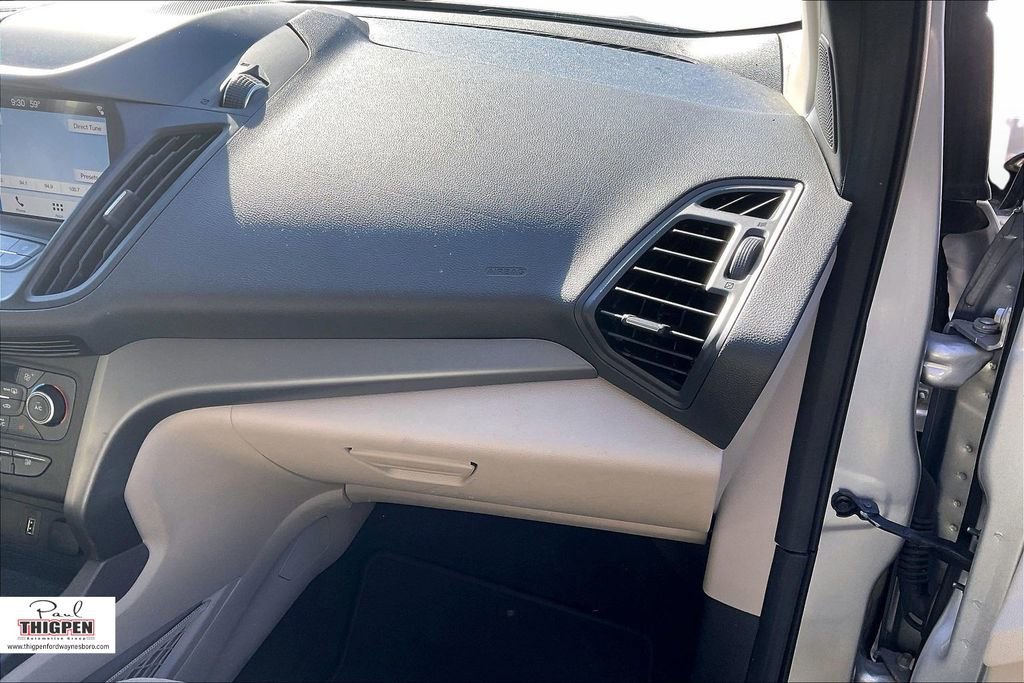 Used 2019 Ford Escape SE image 15