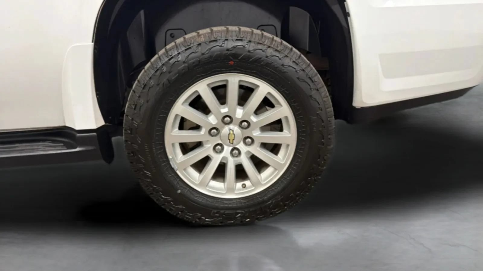 Used 2013 Chevrolet Tahoe 4WD Hybrid image 27
