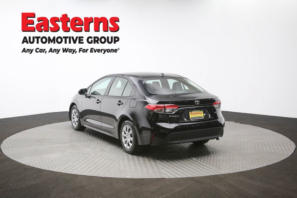 Used 2025 Toyota Corolla LE image 66