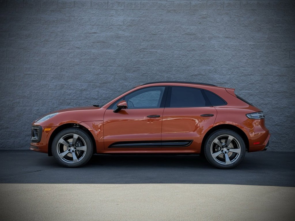 New 2025 Porsche Macan image 2