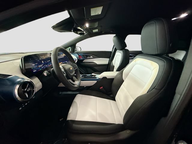 New 2026 Chevrolet Equinox EV LT AWD/4WD image 22