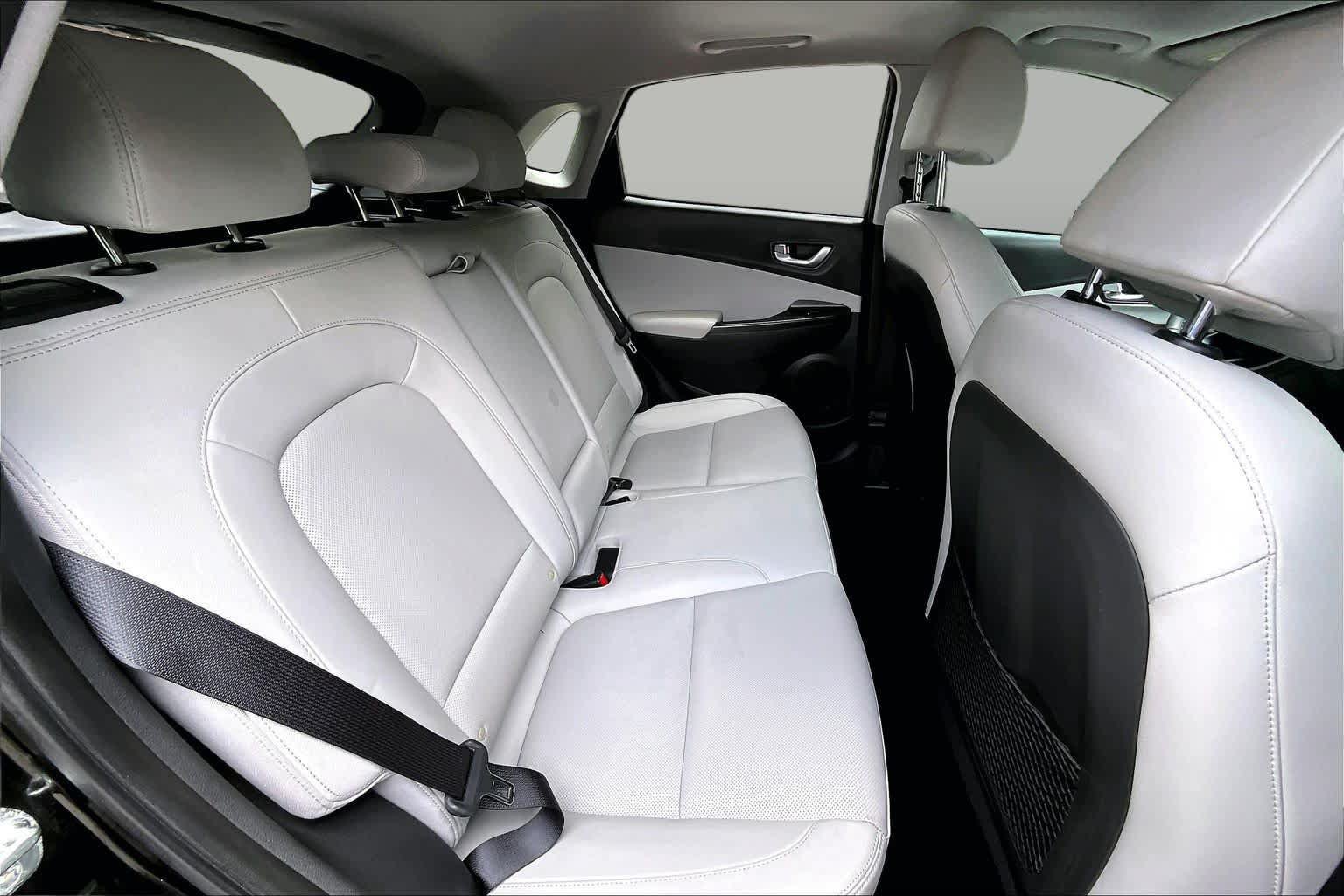 Used 2022 Hyundai Kona Limited FWD image 20