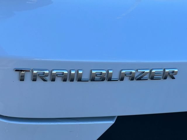 New 2025 Chevrolet TrailBlazer ACTIV w/ Convenience Package FWD image 41