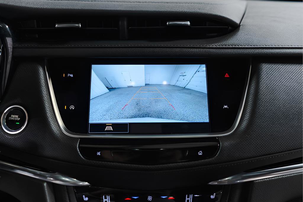 Used 2023 Cadillac XT6 Luxury image 17