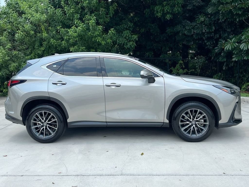Certified 2025 Lexus NX 250 FWD w/ Accessory Package (Z1) image 8