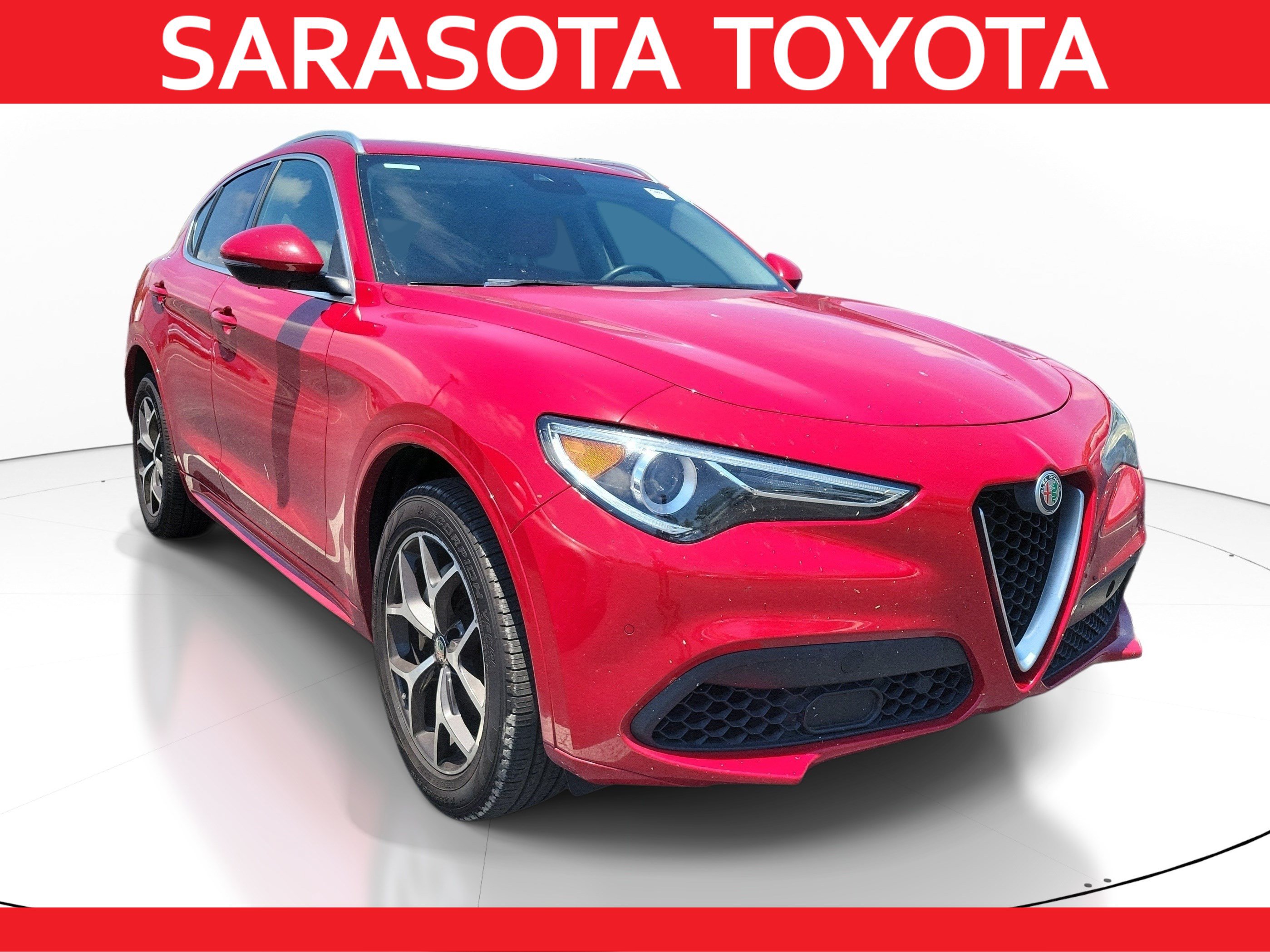 Used 2020 Alfa Romeo Stelvio Ti AWD/4WD image 1