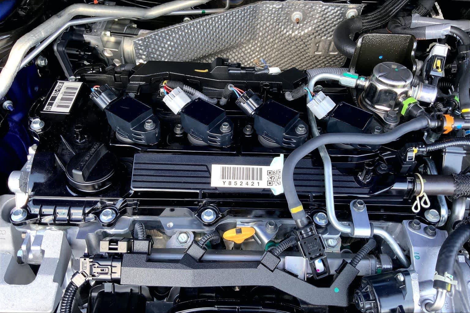 Certified 2025 Toyota Corolla Cross LE FWD image 32