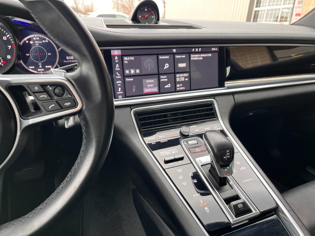 Used 2019 Porsche Panamera 4 image 13