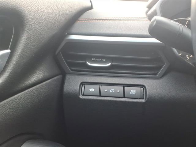 Used 2019 Nissan Altima 2.5 SR w/ SR Premium Package image 22