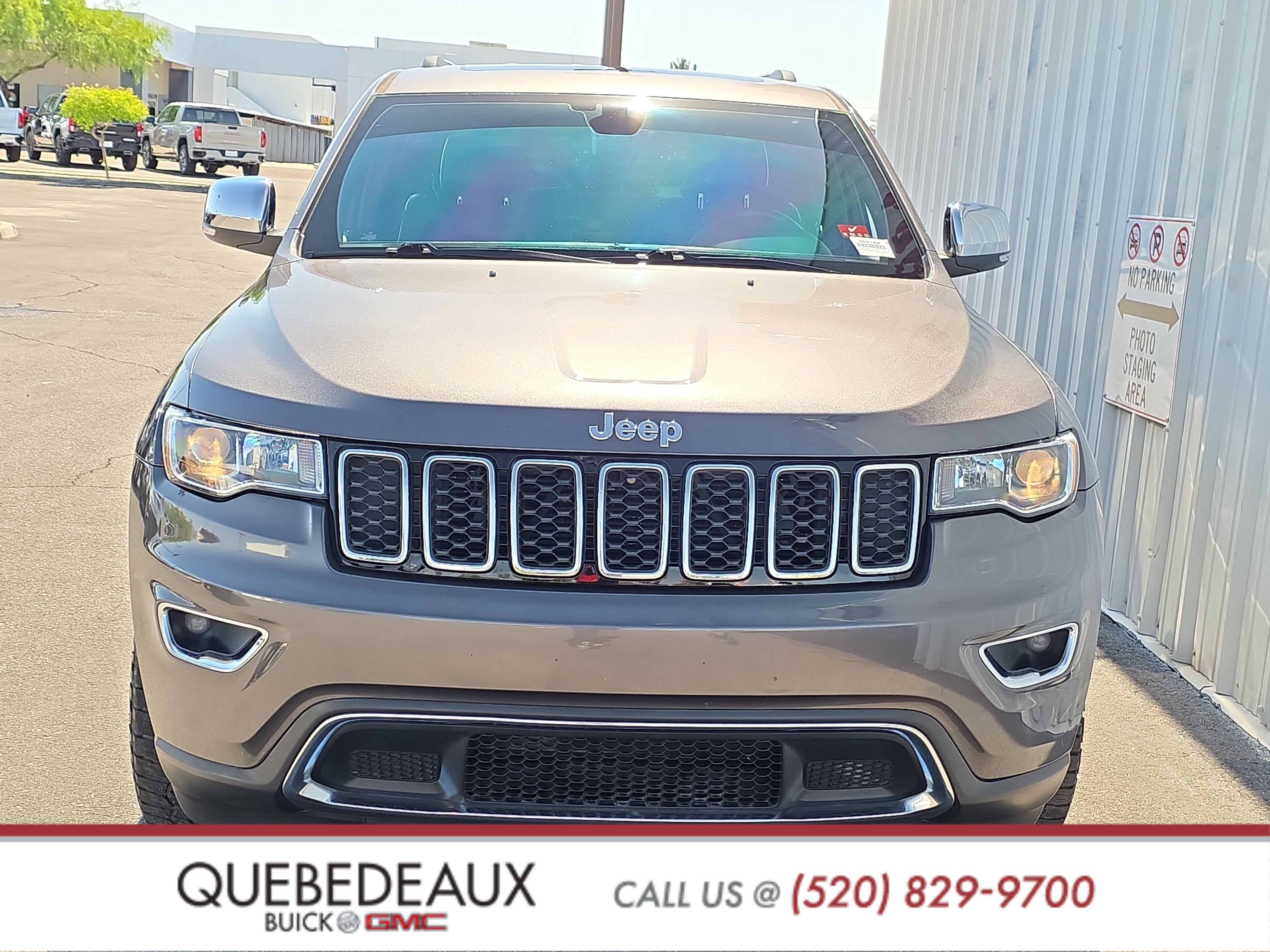 Used 2018 Jeep Grand Cherokee Limited w/ Trailer Tow Group IV AWD/4WD image 2
