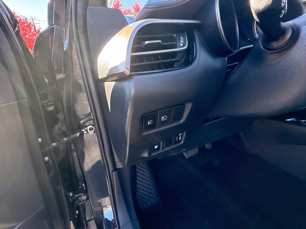Certified 2019 Toyota C-HR Limited FWD image 20