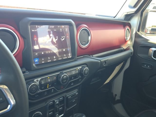 Used 2023 Jeep Gladiator Rubicon w/ LED Lighting Group AWD/4WD image 25