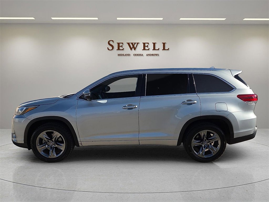 Used 2018 Toyota Highlander Limited image 2