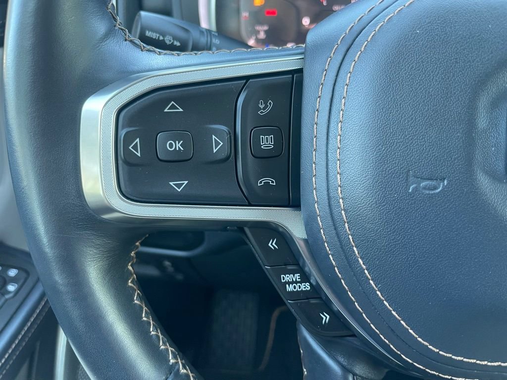 Certified 2025 RAM 1500 Tungsten w/ Off Road Group AWD/4WD image 27