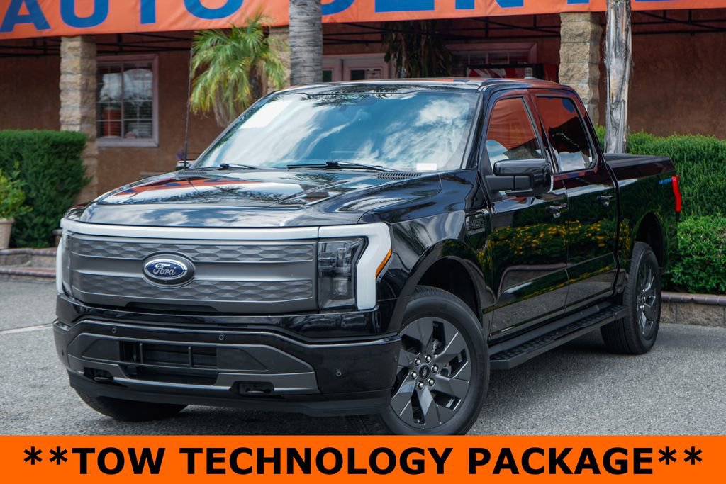 Used 2022 Ford F150 Lightning Lariat w/ Equipment Group 511A High AWD/4WD image 4