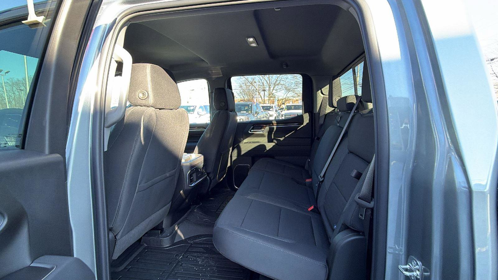 New 2026 GMC Sierra 1500 Elevation image 29