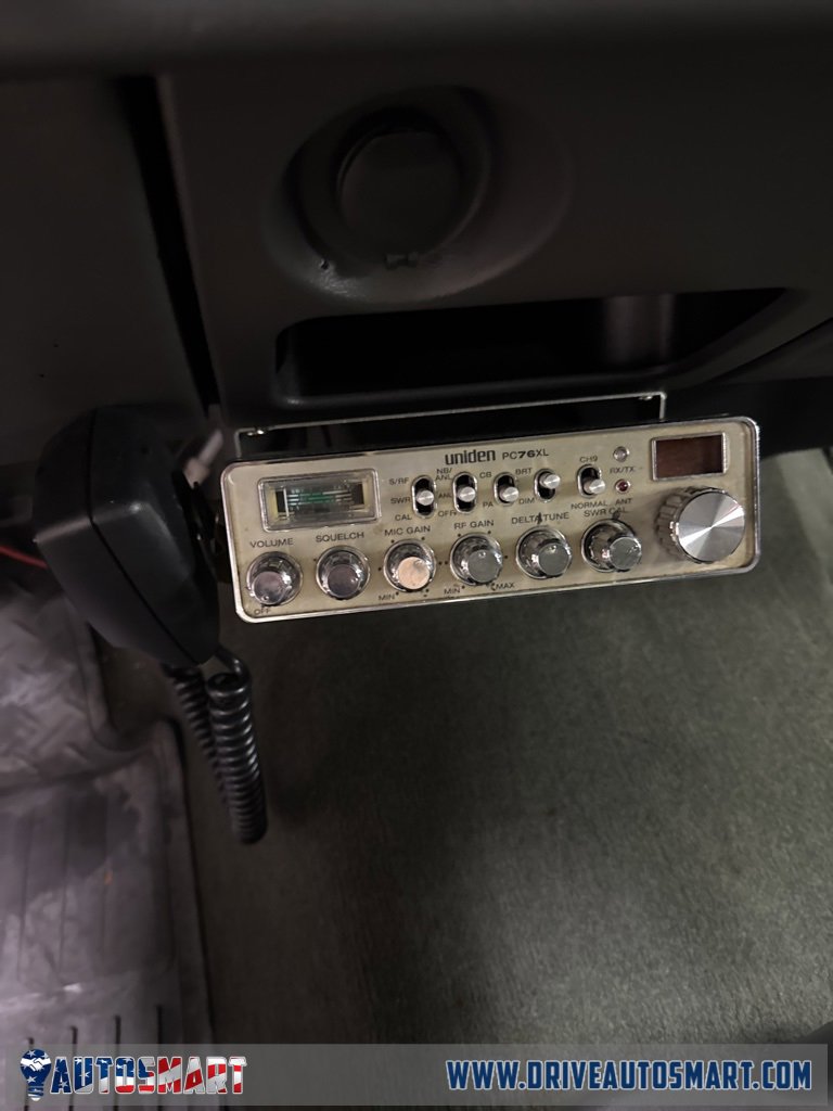 Used 2004 GMC Sierra 1500 SLE w/ Light Duty Power Package image 28