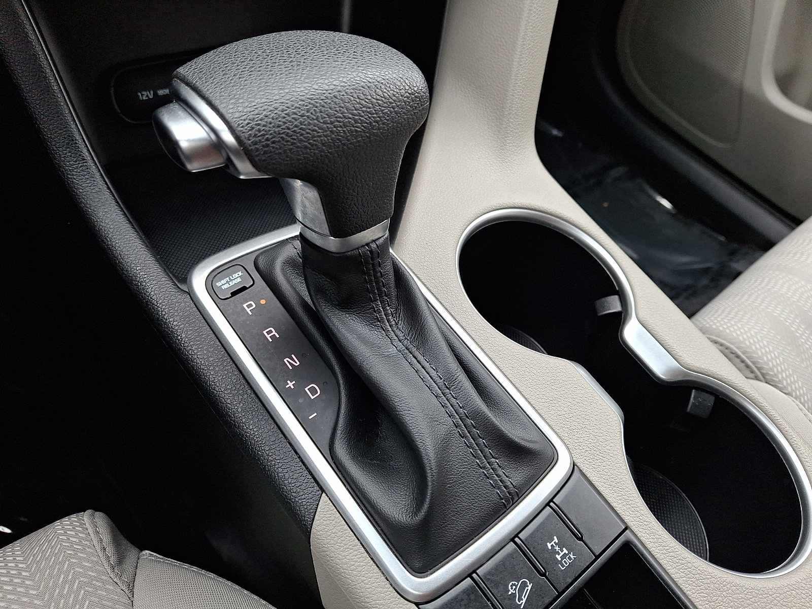 Used 2022 Kia Sportage LX AWD/4WD image 14