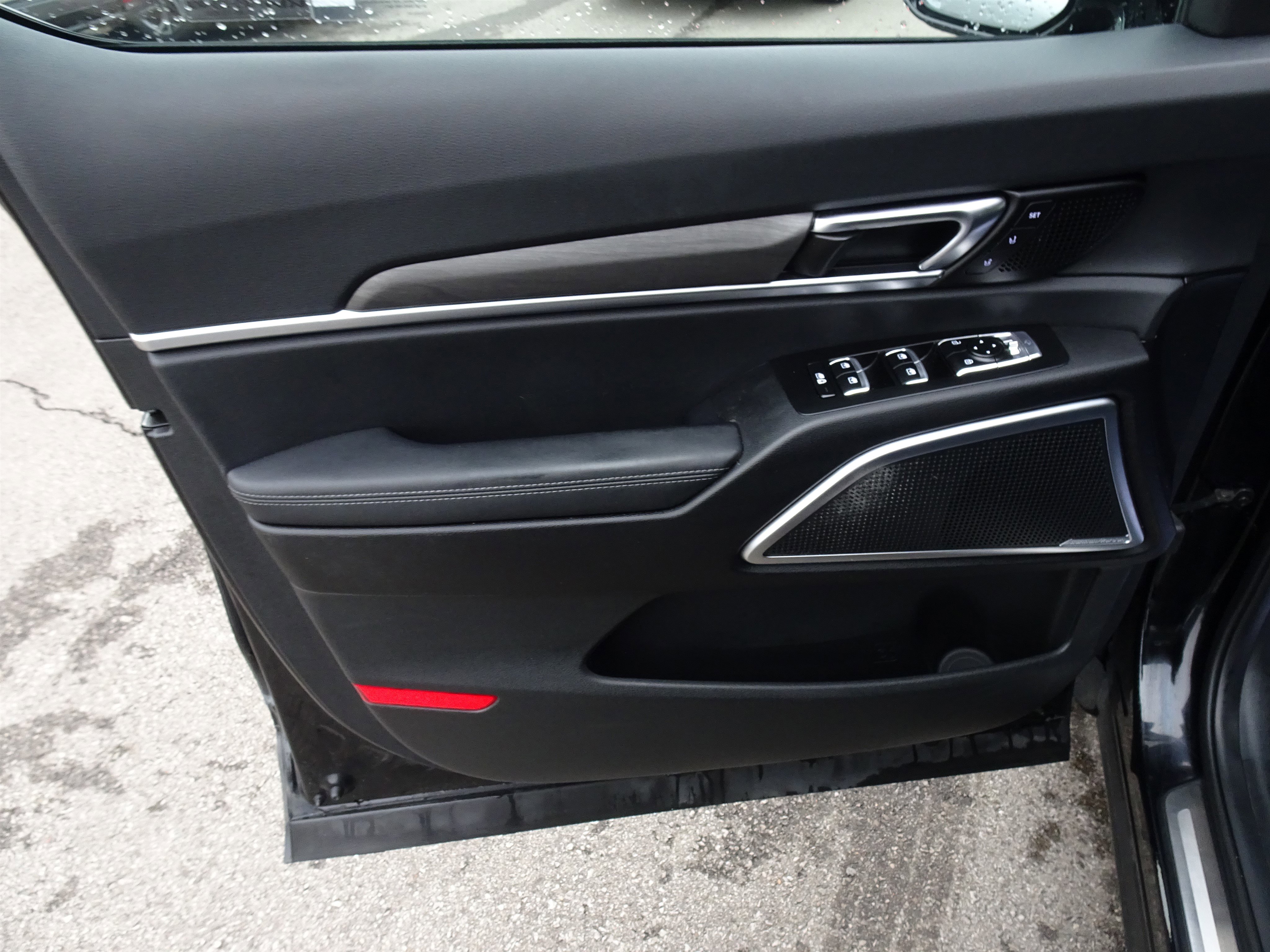 Used 2023 Kia Telluride SX X-Pro image 12