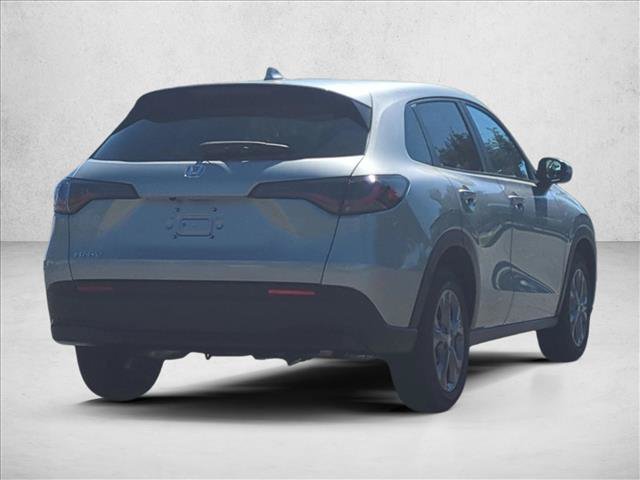 New 2027 Honda HR-V LX image 2
