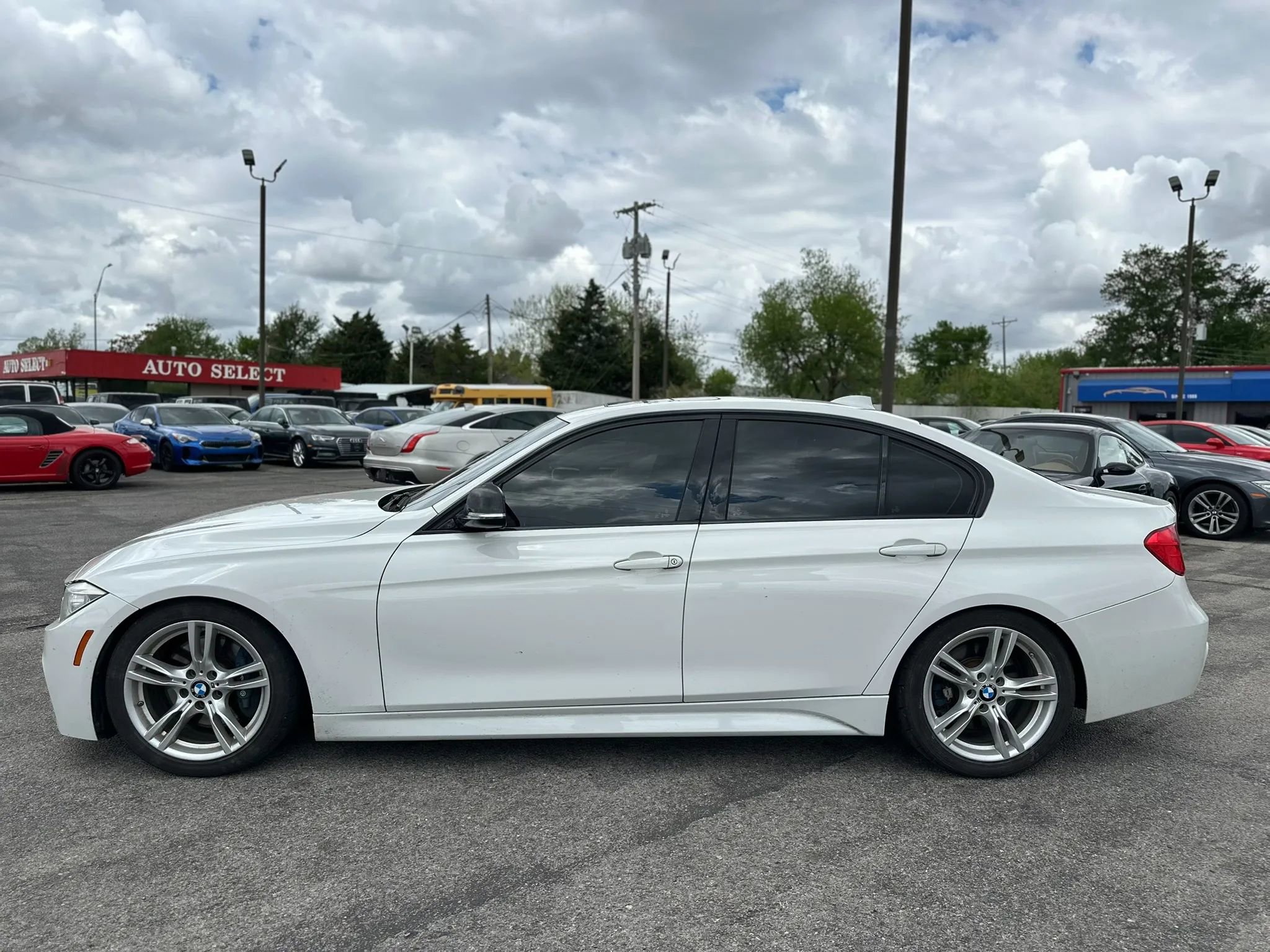 Used 2015 BMW 335i Sedan RWD image 9