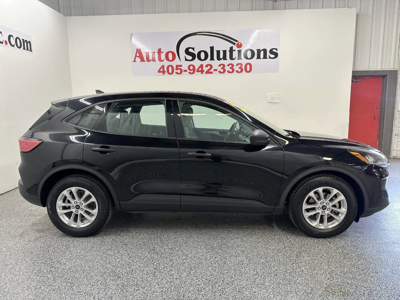 Used 2021 Ford Escape S image 8