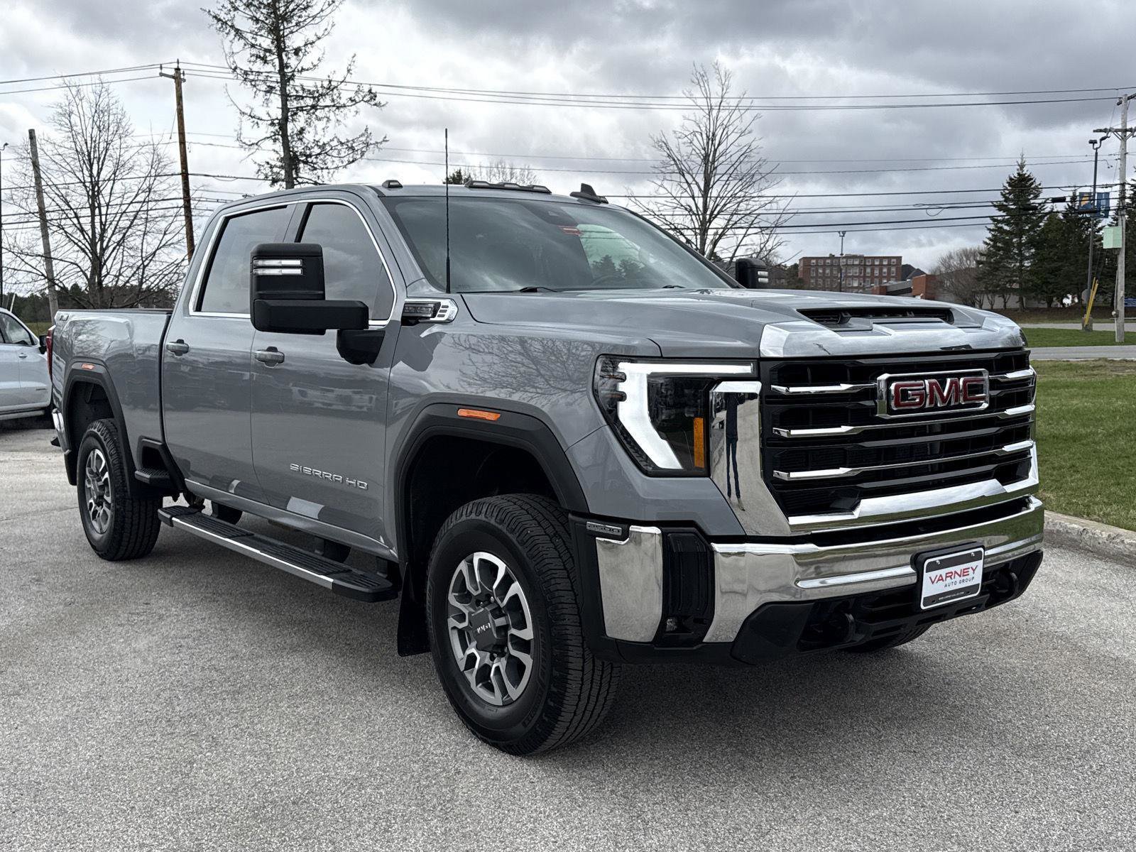 Used 2024 GMC Sierra 2500 SLE w/ SLE Convenience Package image 10
