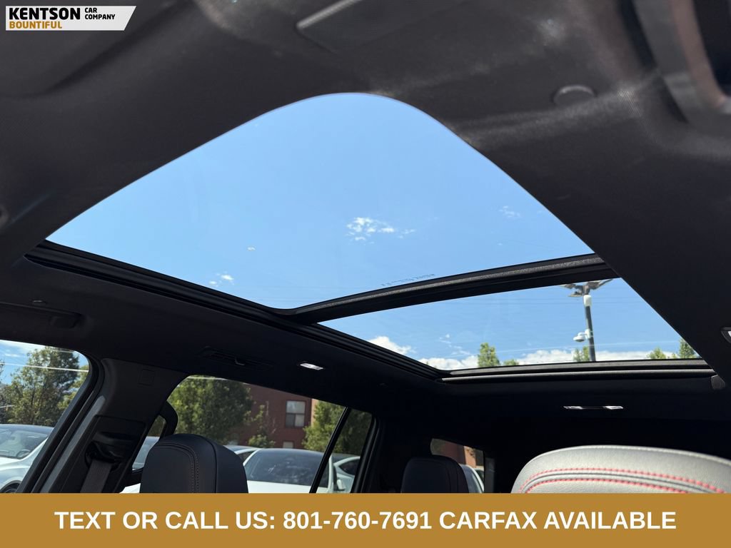 Used 2026 Chevrolet Traverse RS w/ LPO, Floor Liner Package AWD/4WD image 29