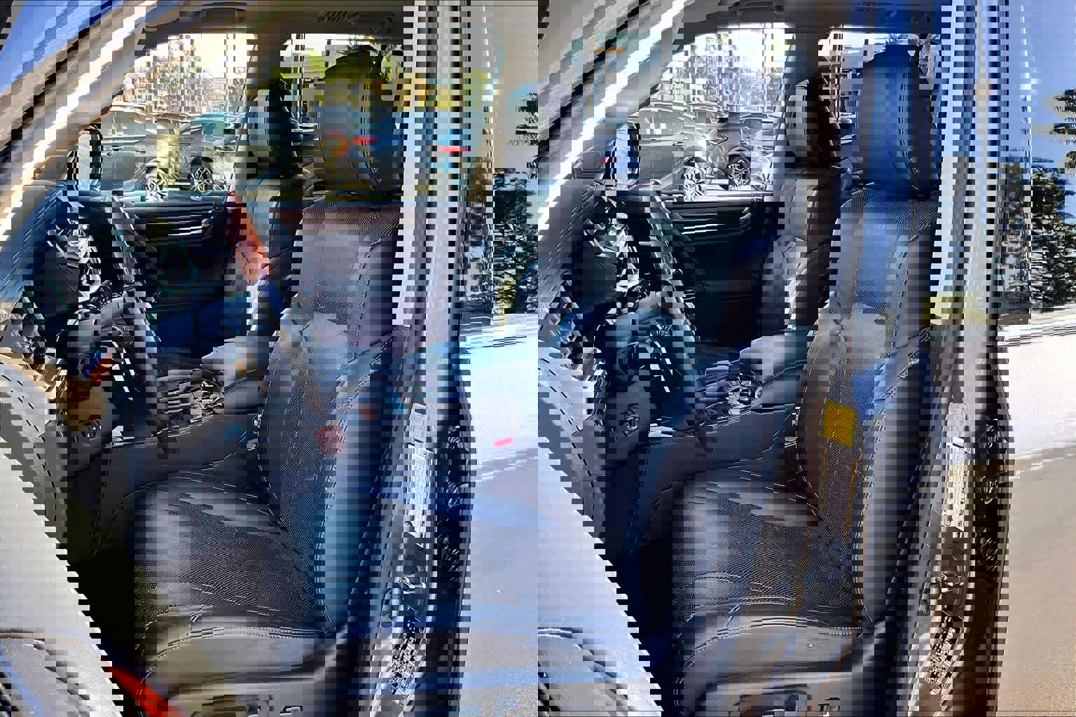 Used 2019 Lexus LX 570 4WD image 8