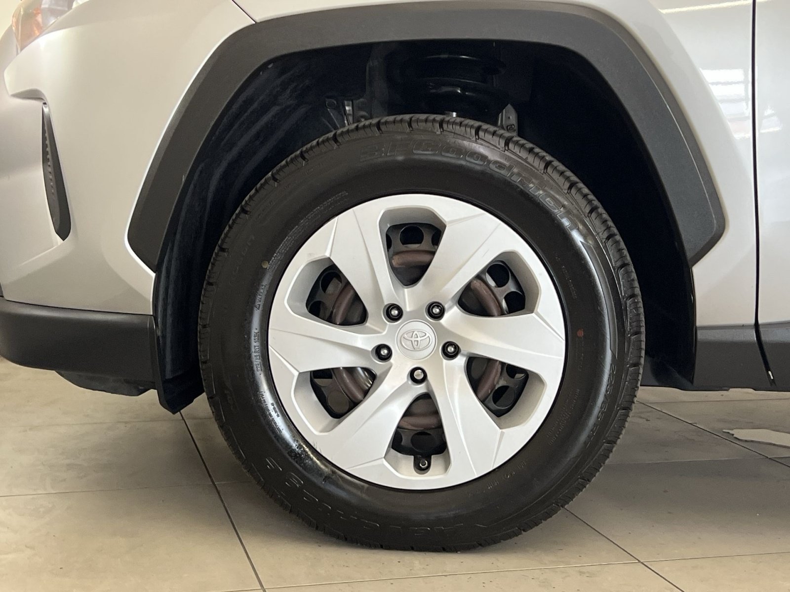 Used 2019 Toyota RAV4 LE w/ All Weather Liner Package AWD/4WD image 11