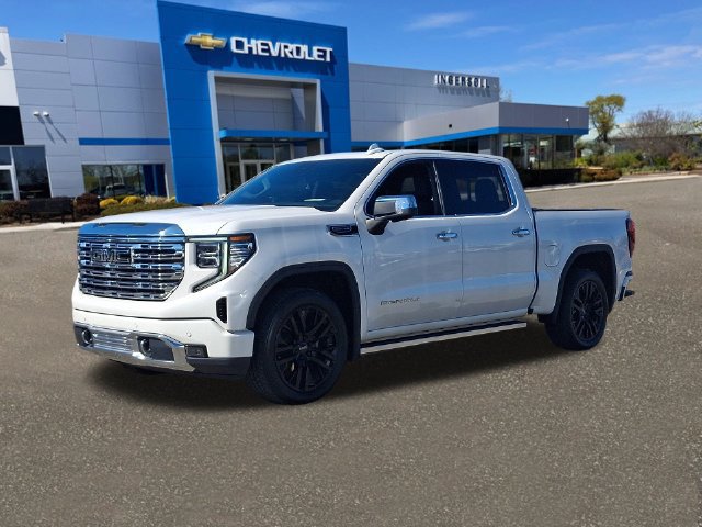 Used 2023 GMC Sierra 1500 Denali w/ Denali Reserve Package AWD/4WD image 34