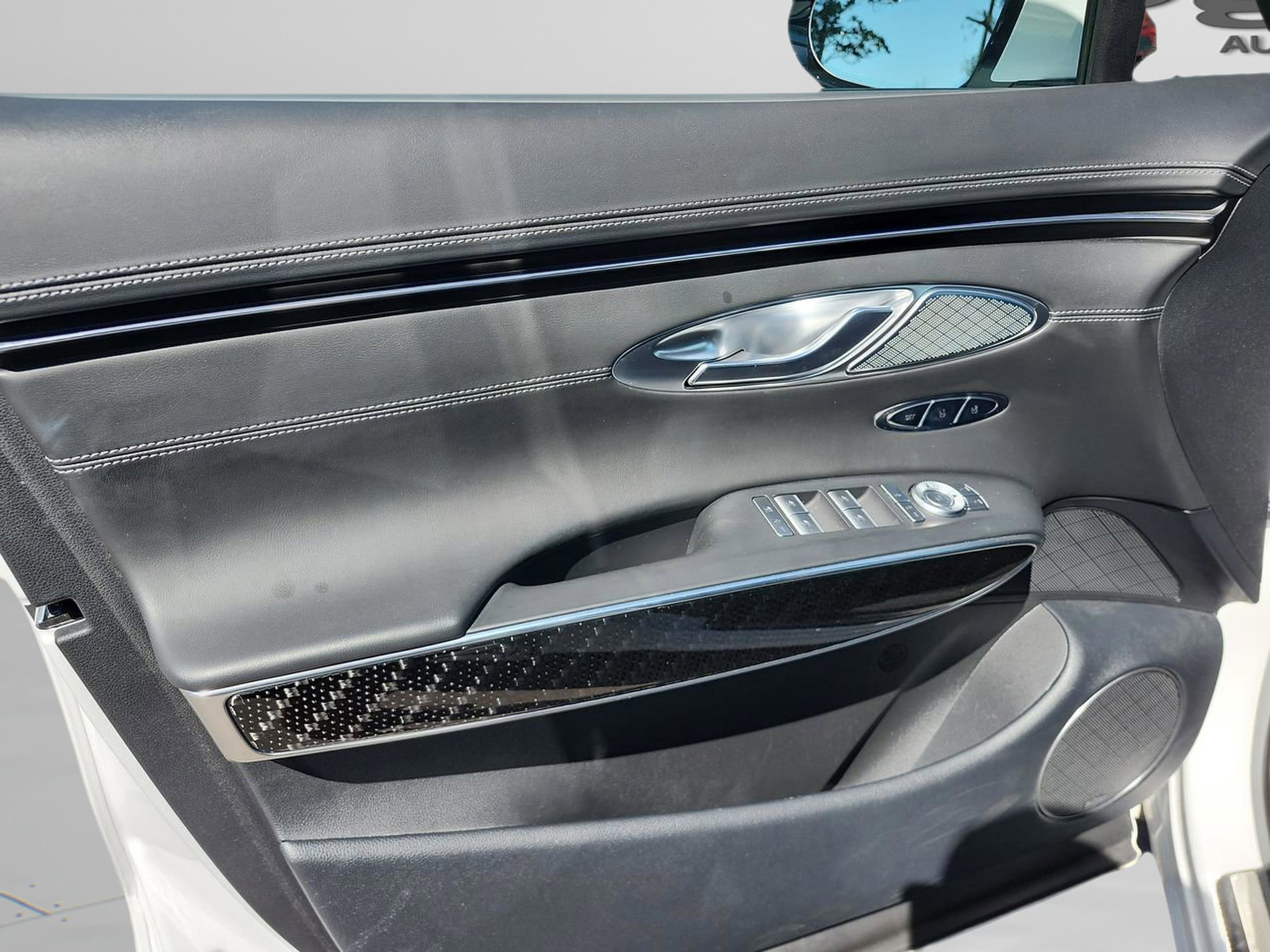 Used 2023 Genesis GV70 3.5T Sport w/ Sport Prestige Package AWD/4WD image 15