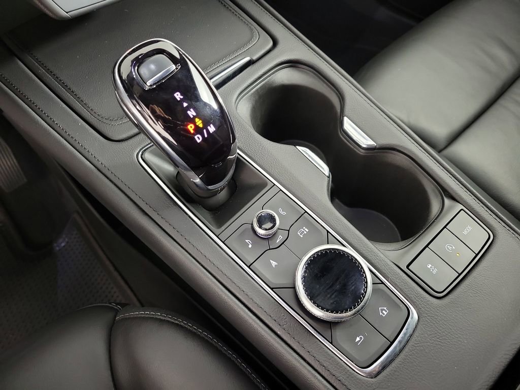 Certified 2024 Cadillac XT4 Premium Luxury image 29