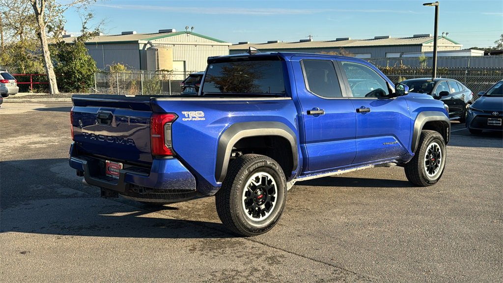 Used 2024 Toyota Tacoma TRD Off-Road image 7