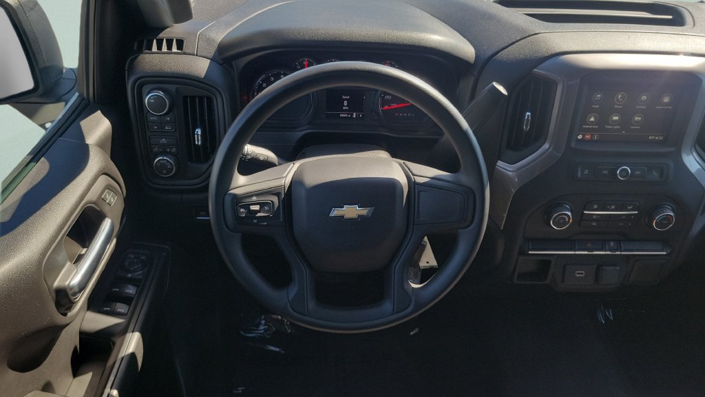 Used 2019 Chevrolet Silverado 1500 Custom w/ Trailering Package AWD/4WD image 11