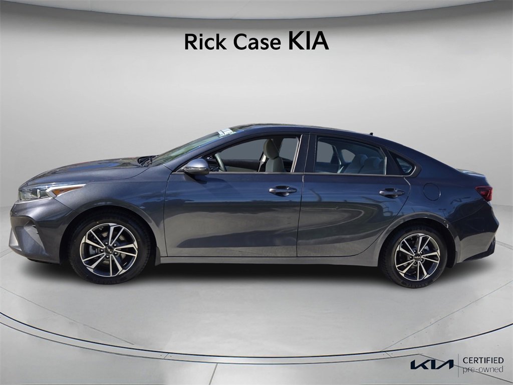 Certified 2022 Kia Forte LXS w/ LXS Technology Package image 3