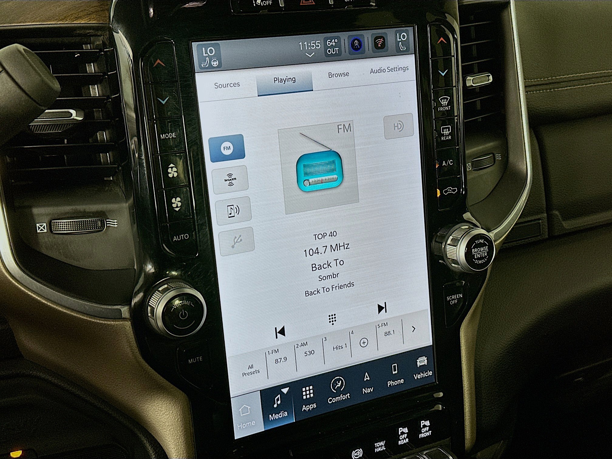 Used 2024 RAM 2500 Laramie w/ Safety Group image 21