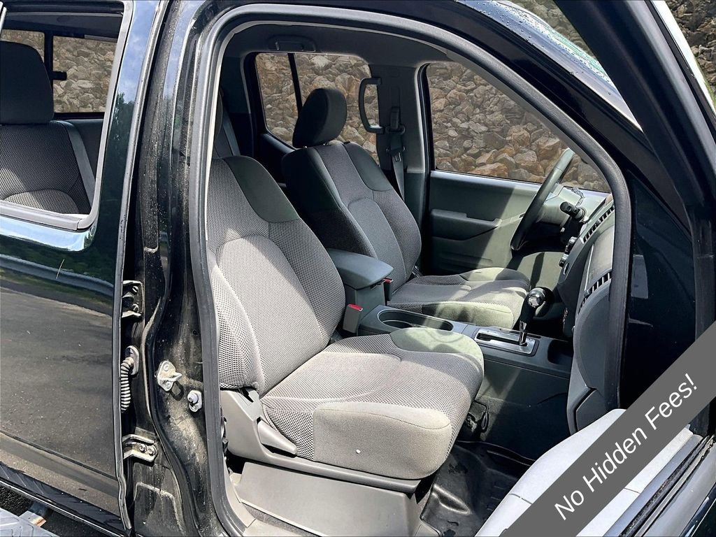 Used 2019 Nissan Frontier SV w/ Value Truck Package AWD/4WD image 6