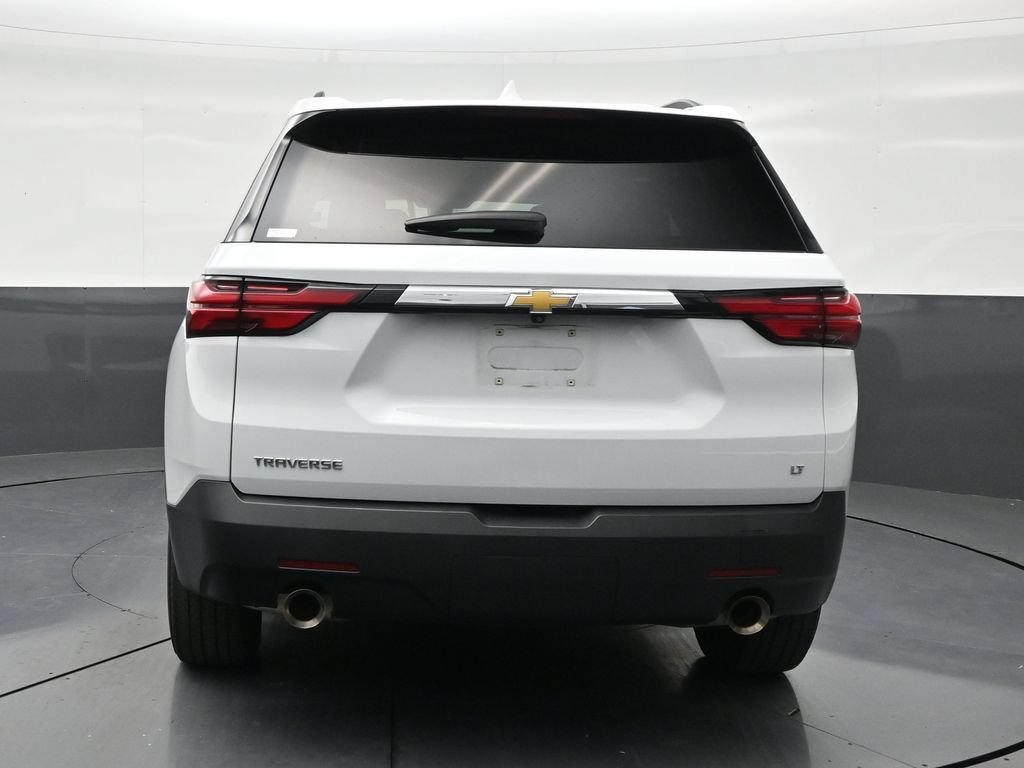Used 2023 Chevrolet Traverse LT FWD image 4