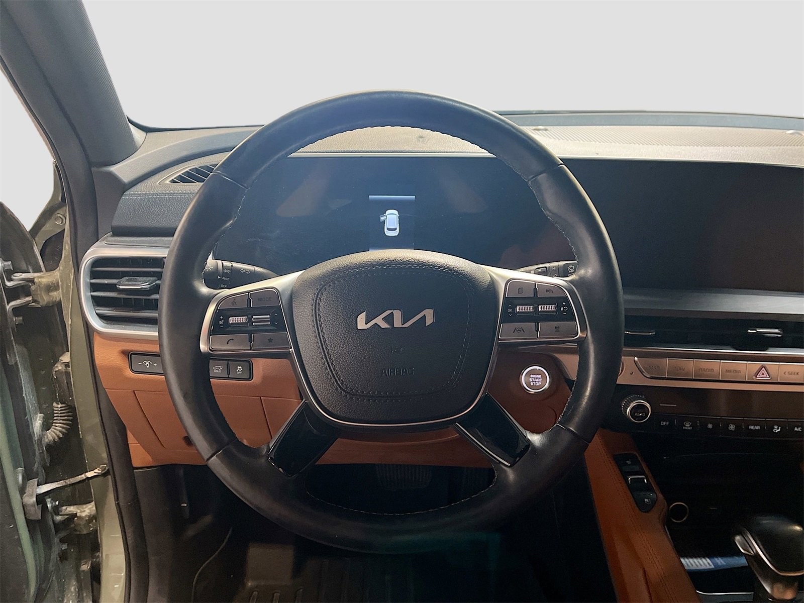 Used 2024 Kia Telluride EX X-Line image 11