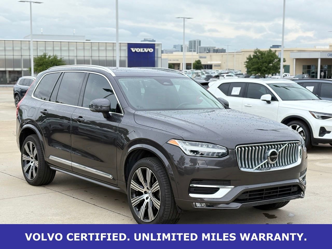 Certified 2024 Volvo XC90 B5 Plus w/ Protection Package Premier AWD/4WD image 4