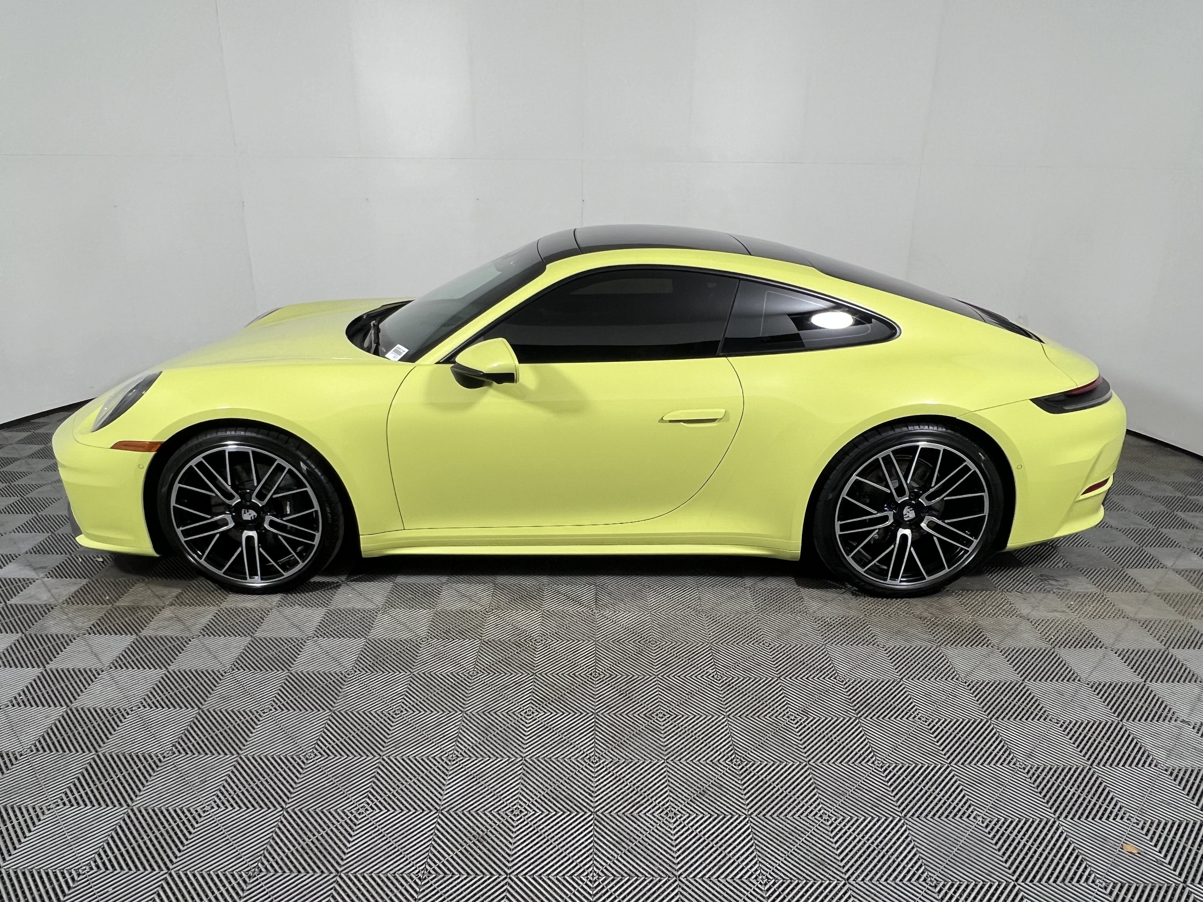 Certified 2026 Porsche 911 Carrera RWD image 2