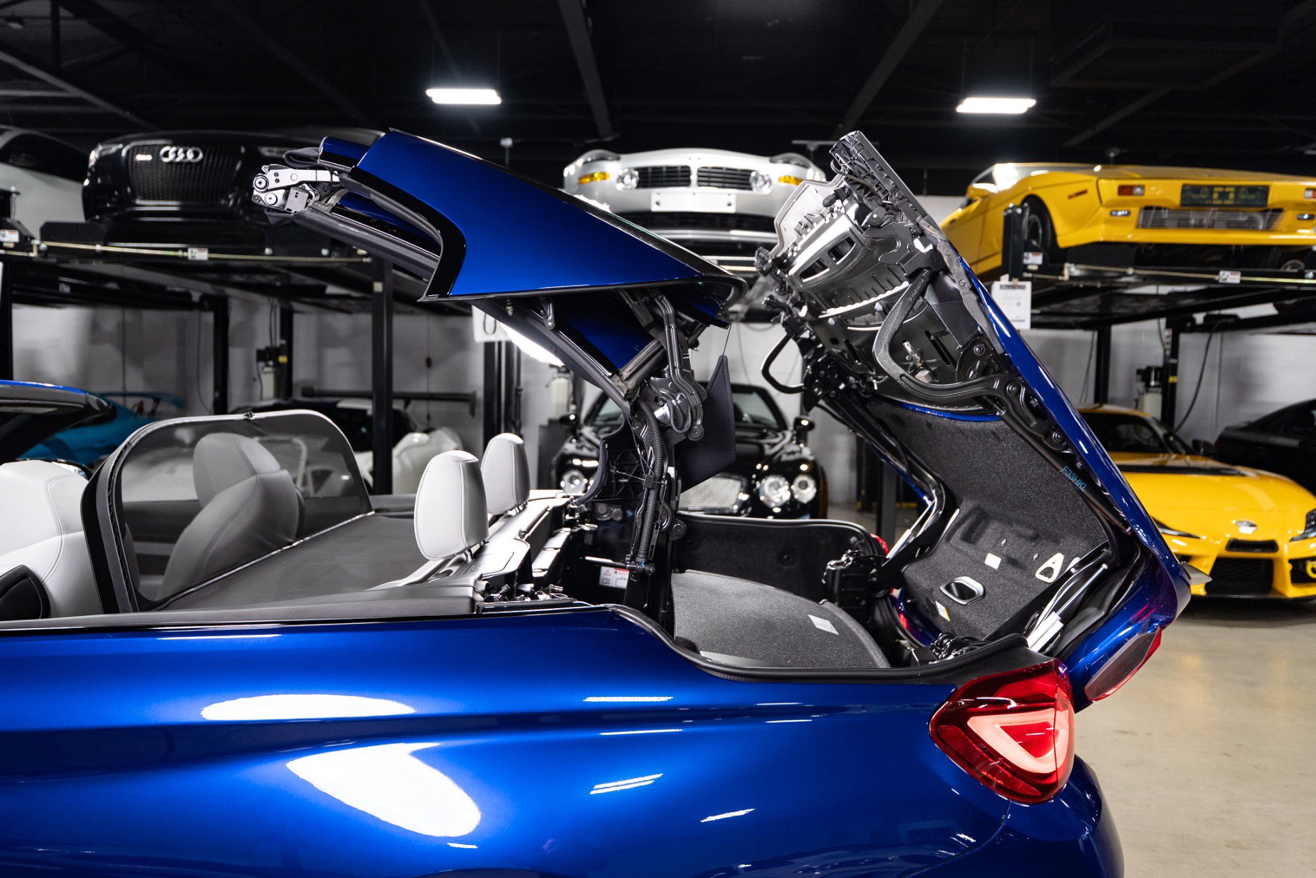 Used 2020 BMW M4 Convertible w/ Executive Package image 15