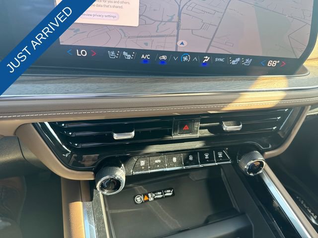 New 2026 Chevrolet Suburban High Country image 19