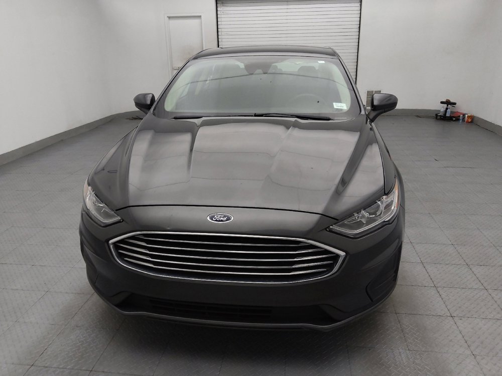 Used 2019 Ford Fusion SE FWD image 15