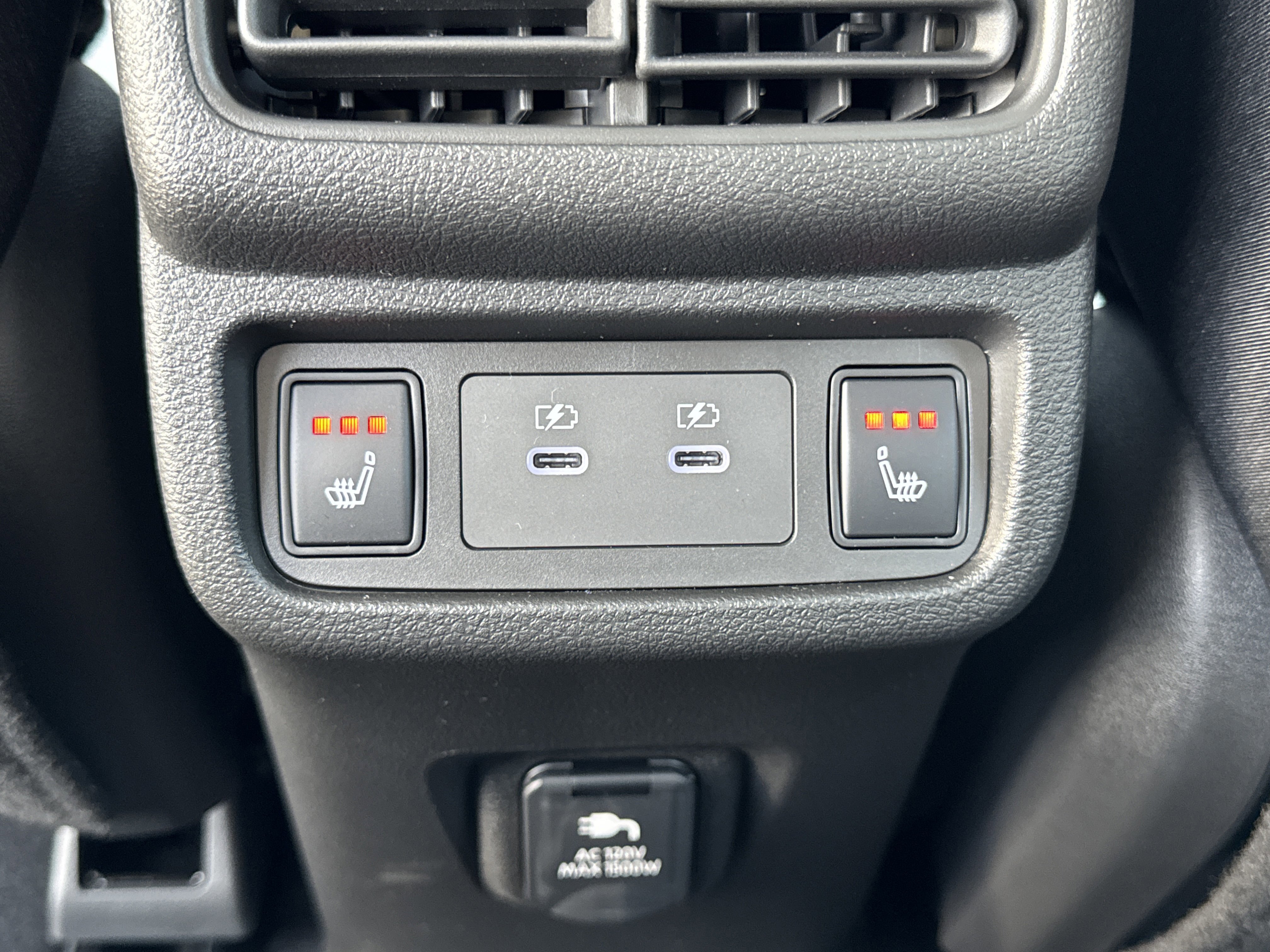 New 2026 Nissan Leaf Platinum+ w/ Cargo Package (Platinum+) image 13