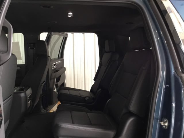 New 2026 Chevrolet Suburban LT w/ Comfort Package AWD/4WD image 37