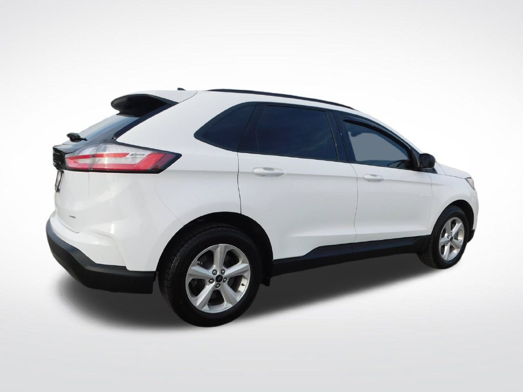 Used 2024 Ford Edge SE AWD/4WD image 3