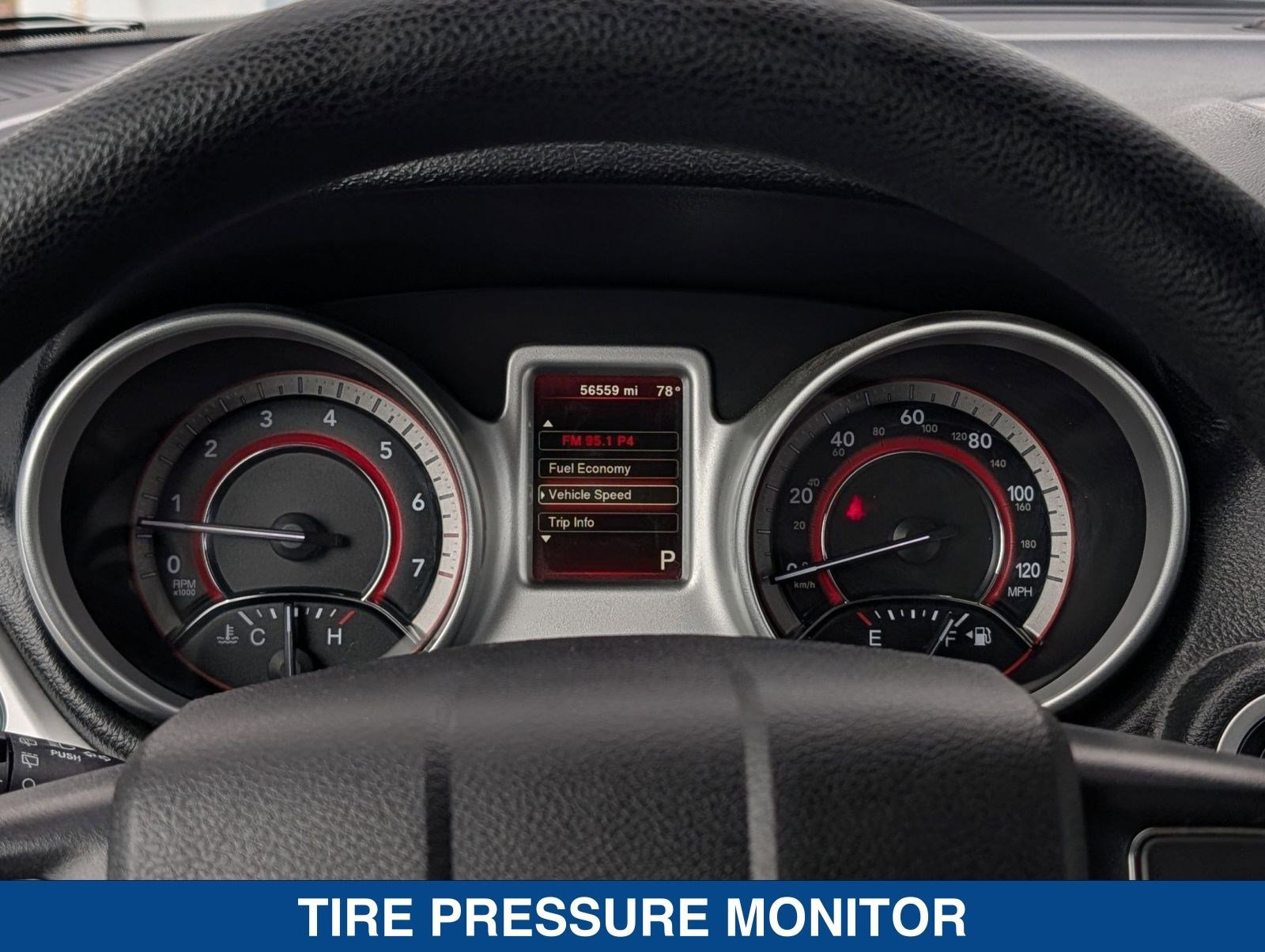 Used 2019 Dodge Journey SE w/ Blacktop Package image 28