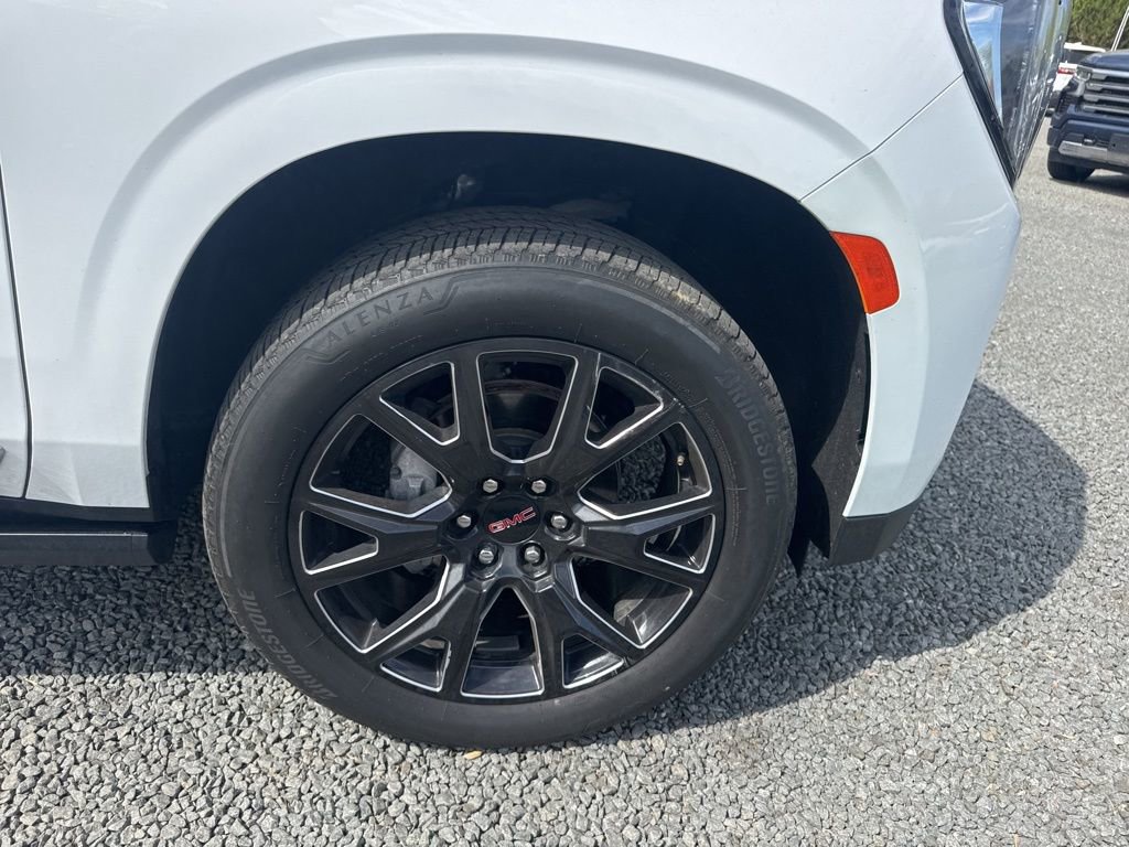 Used 2024 GMC Yukon XL Denali image 18
